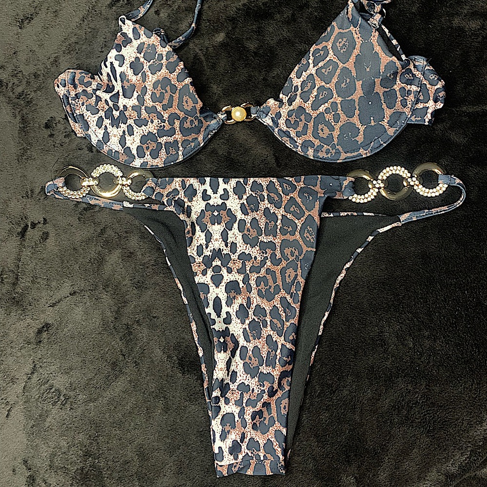 SHEIN LEOPARD CHAIN BIKINI💋